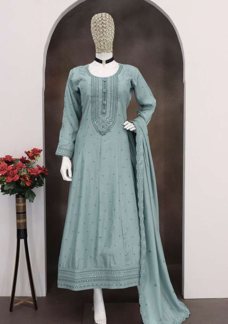 Teal Green Embroidered Silk Kurta With Dupatta - Indya