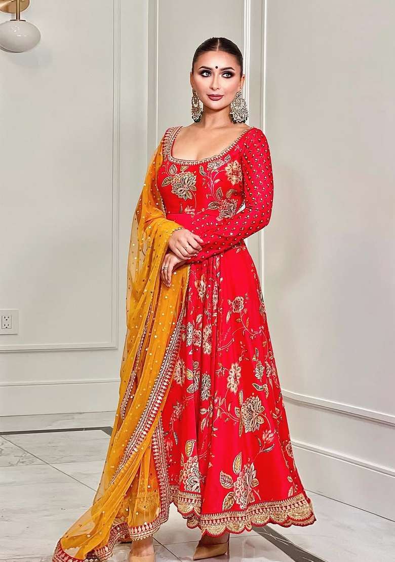 Red Embroidered Silk Kurta Set - Indya