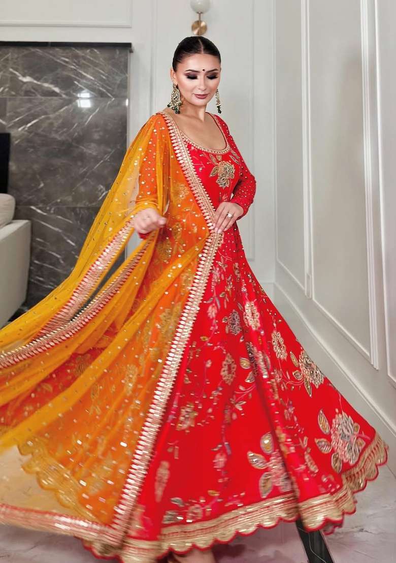 Red Embroidered Silk Kurta Set - Indya
