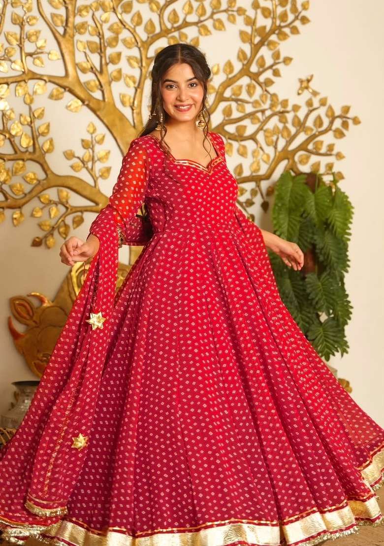 Red Embroidered Georgette Kurta Set - Indya