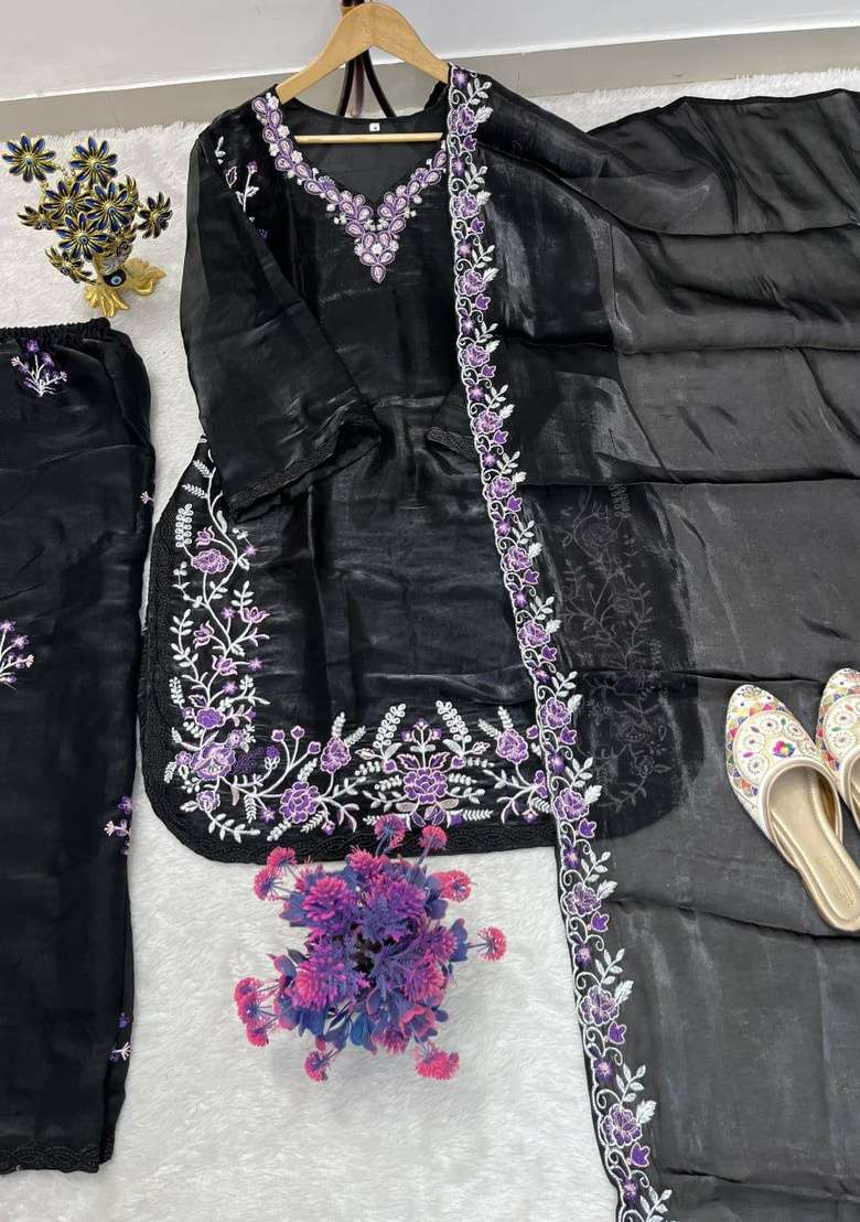 Black Embroidery Fendi Salwar Suit Set - Indya