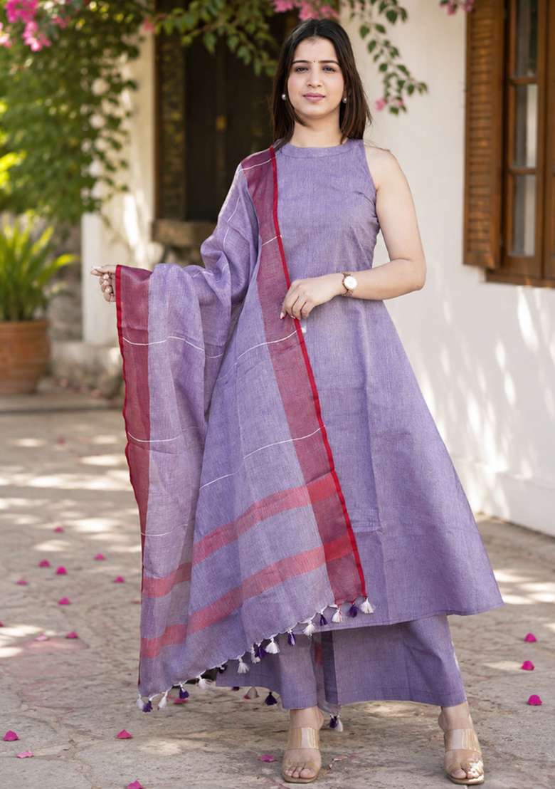 Lavender Thread Work Cotton Kurta Set - Indya
