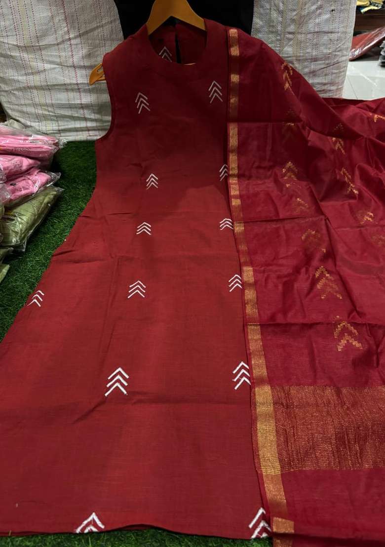 Maroon Printed Cotton Kurta Set - Indya