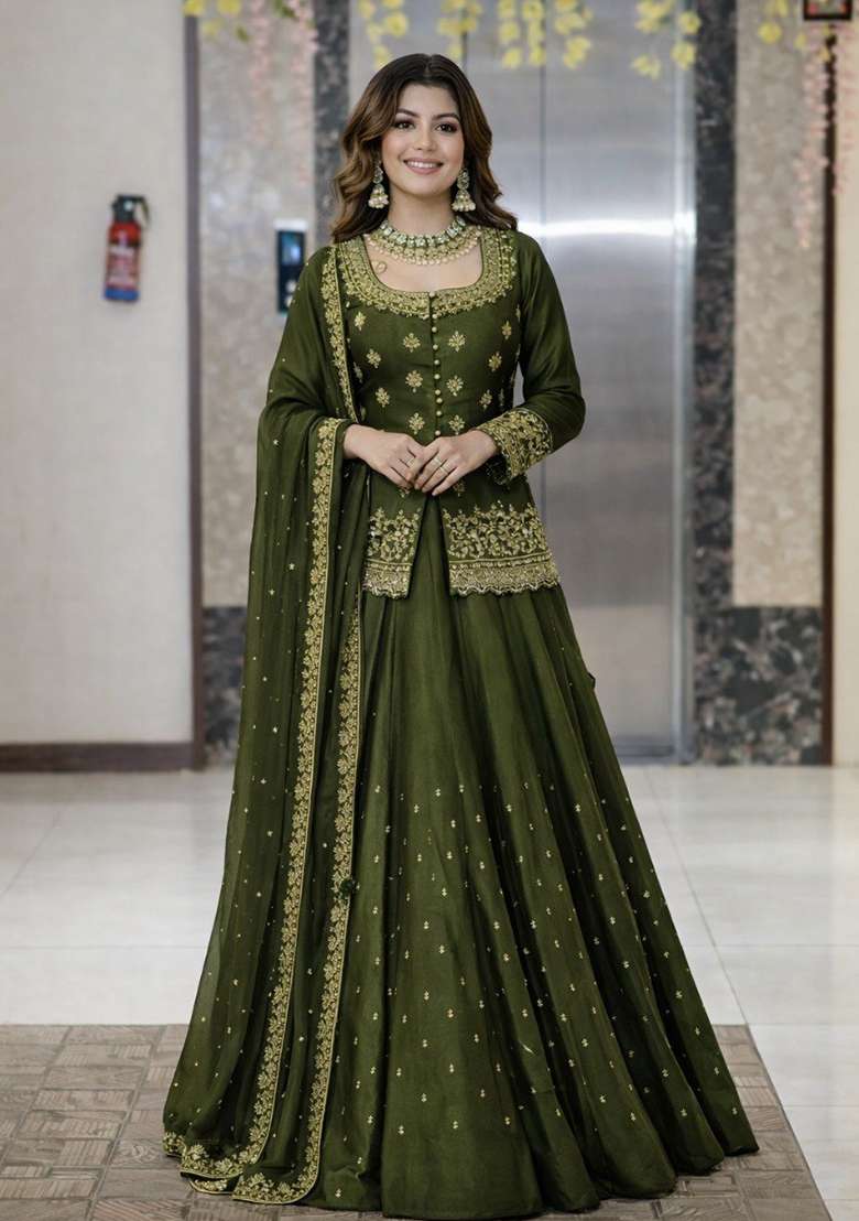 Moss Green Embroidery Chanderi Kurta Set - Indya