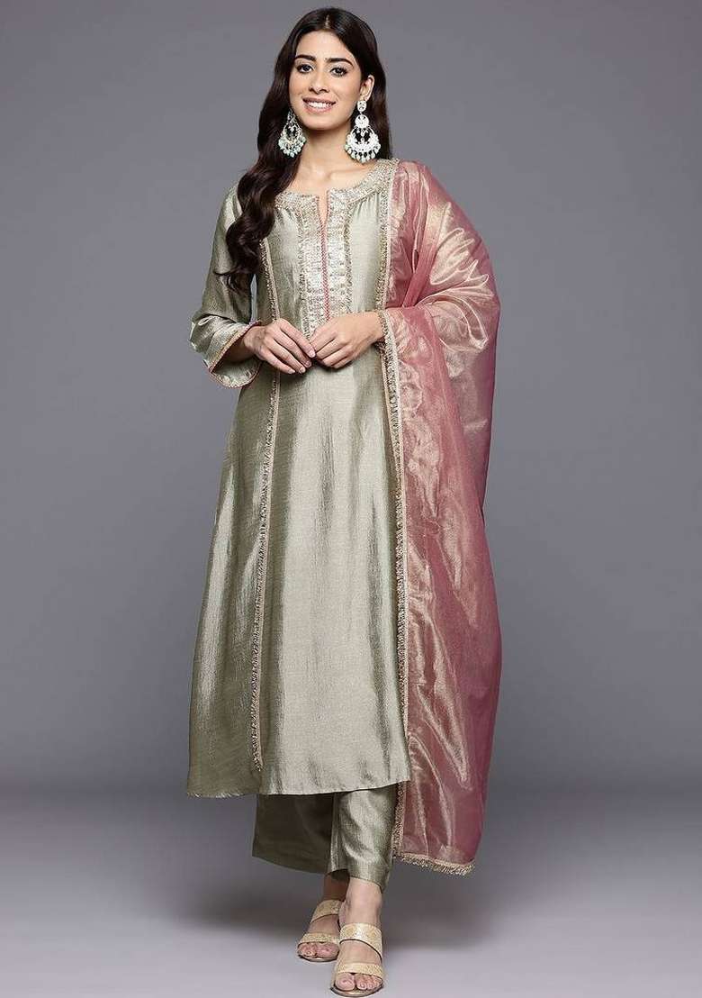 Green Embroidery Silk Kurta Set - Indya