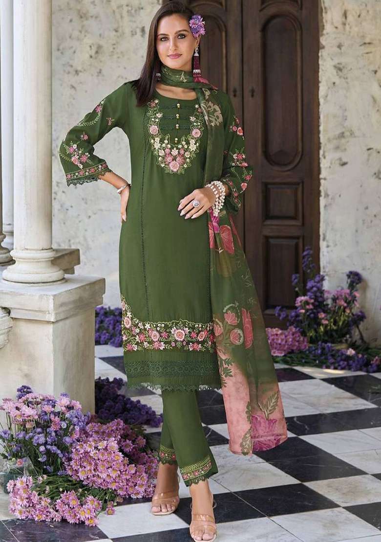 Green Embroidery Cotton Kurta Set - Indya