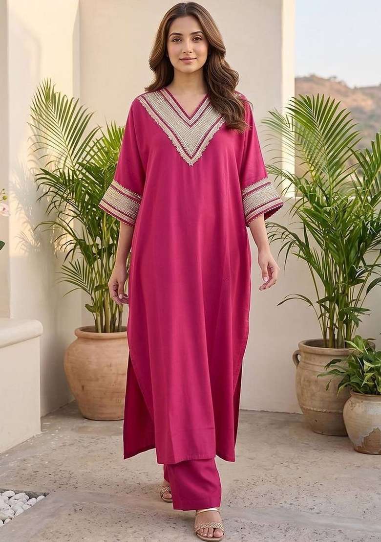 Red Solid Silk Kurta Set - Indya