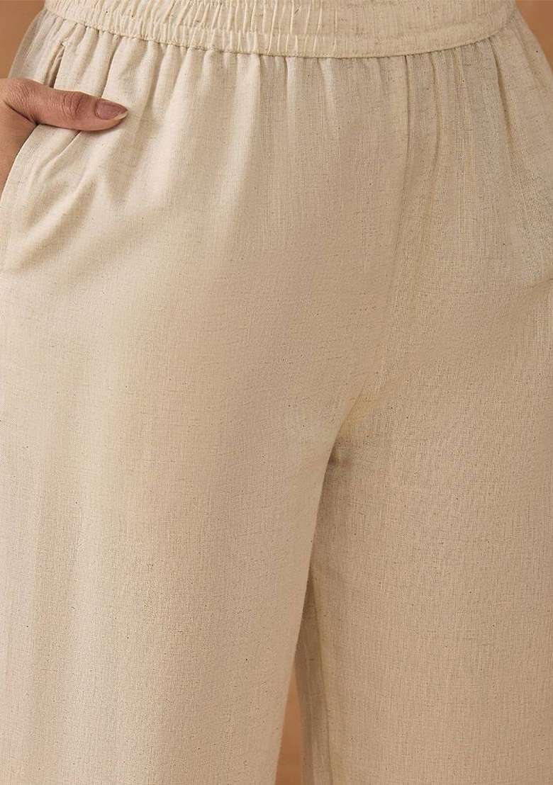 Off White Embroidery Cotton Kurta Set - Indya