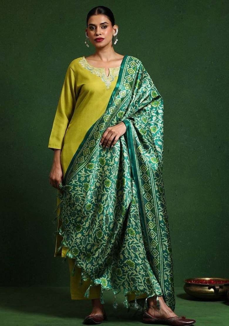 Lime Green Embroidery Cotton Kurta Set - Indya