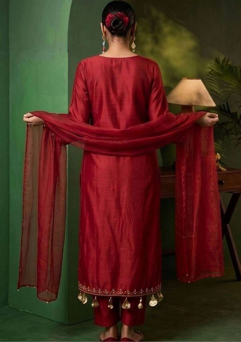 Red Embroidery Chanderi Kurta Set - Indya