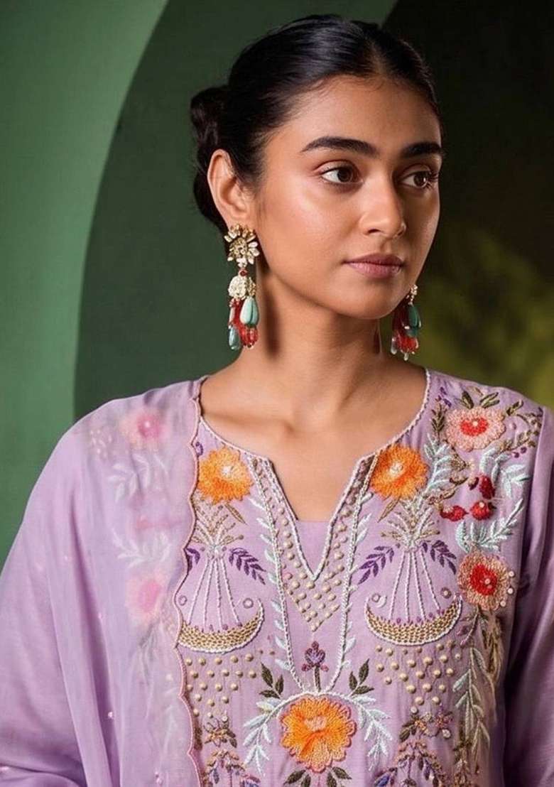Lavender Embroidery Chanderi Kurta Set - Indya