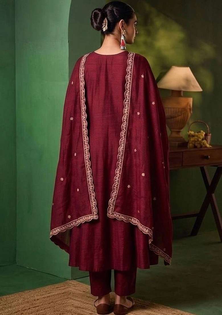 Red Embroidery Silk Kurta Set - Indya