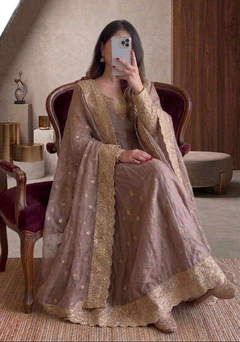 Grey Embroidery Silk Kurta Set - Indya