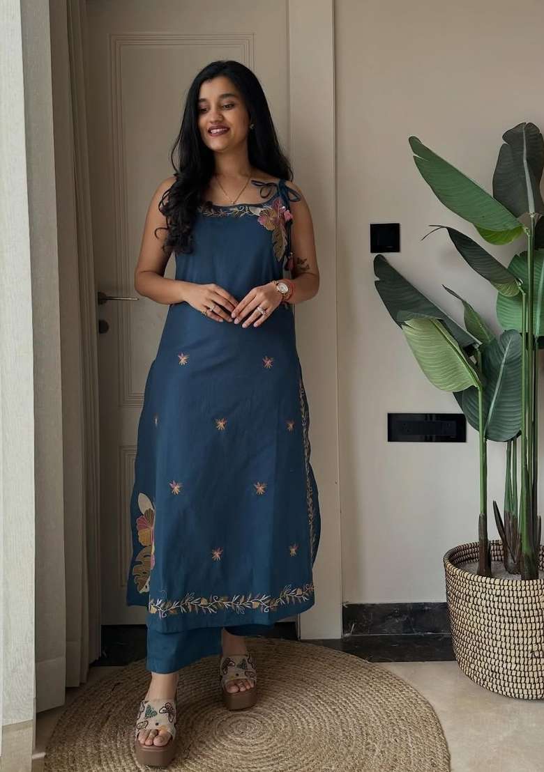 Teal Blue Embroidery Cotton Kurta Set - Indya