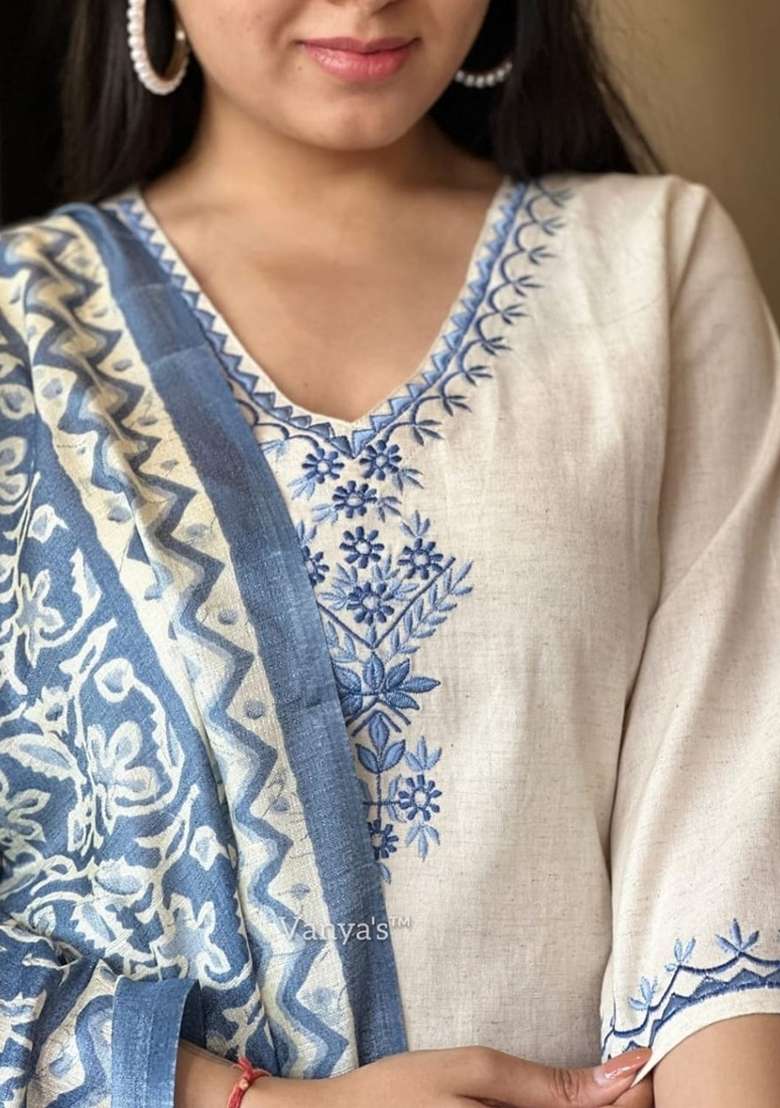 Off White Embroidery Cotton Kurta Set - Indya