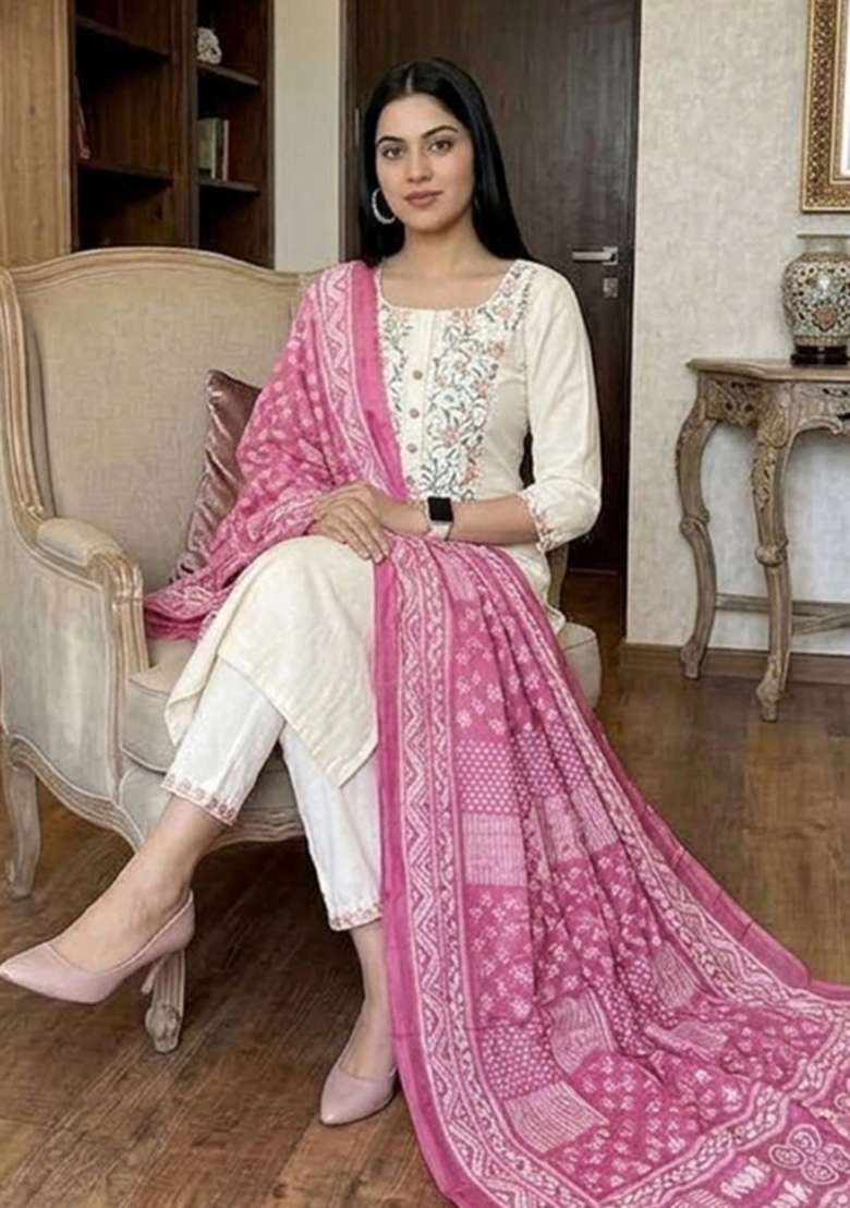 Off White Embroidery Cotton Kurta Set - Indya