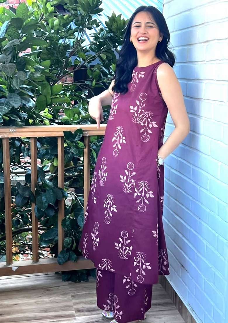 Wine Printed Cotton Kurta Set - Indya