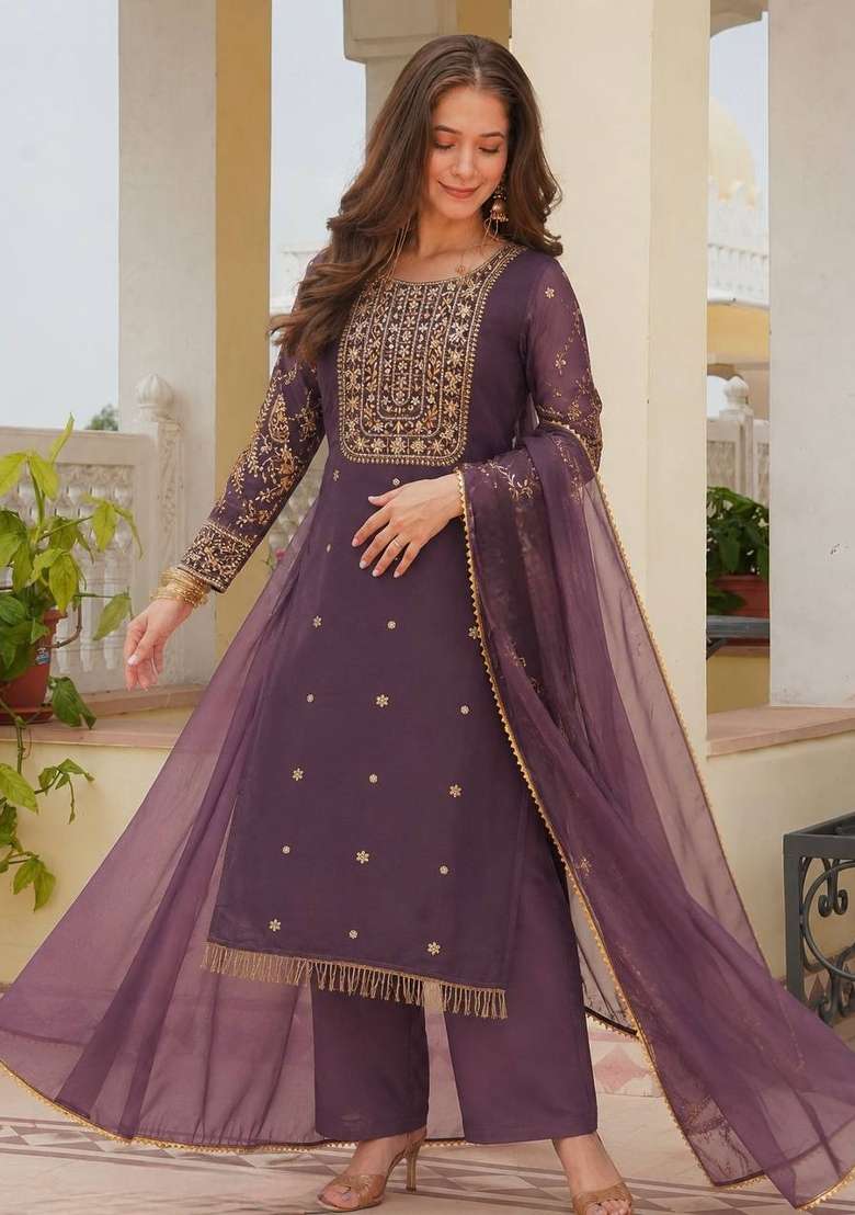 Purple Embroidery Roman Kurta Set - Indya