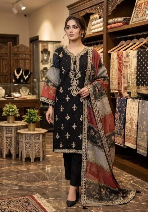 Black Embroidery Chanderi Kurta Set