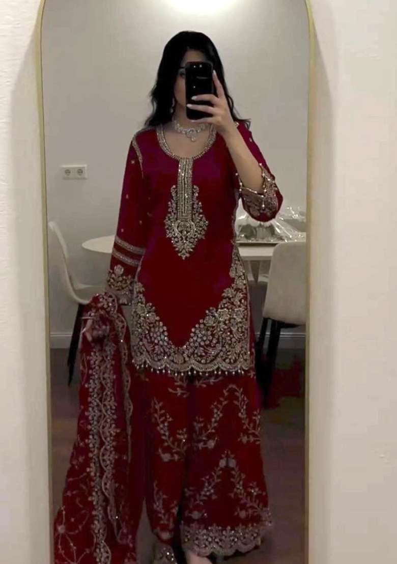 Red Embroidery Georgette Salwar Suit Set - Indya