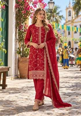 Red Embroidered Silk Blend Kurta Set