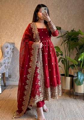 Red Embroidered Silk Blend Kurta Set