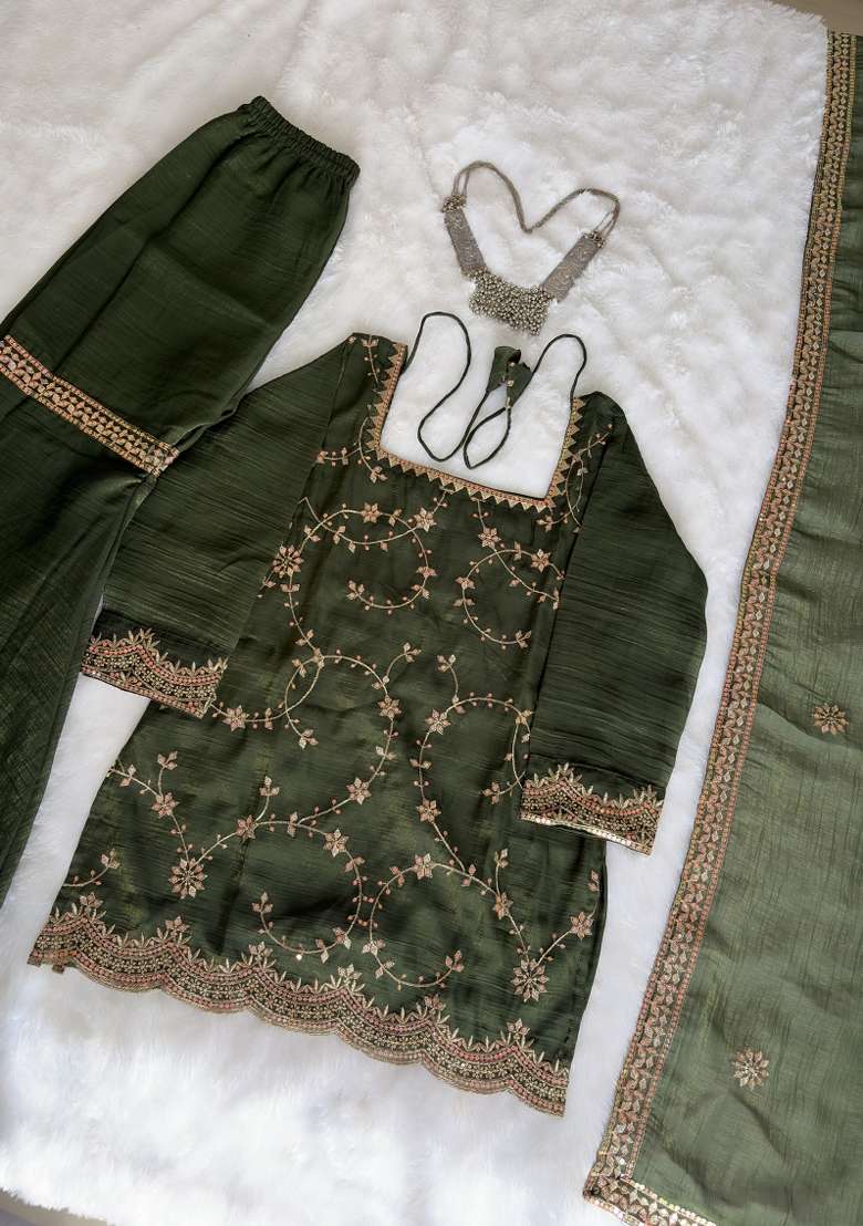 Sea Green Embroidered Silk Blend Kurta Set - Indya