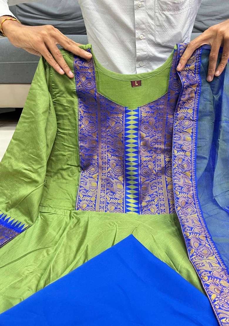 Green Embroidered Silk Blend Kurta Set - Indya