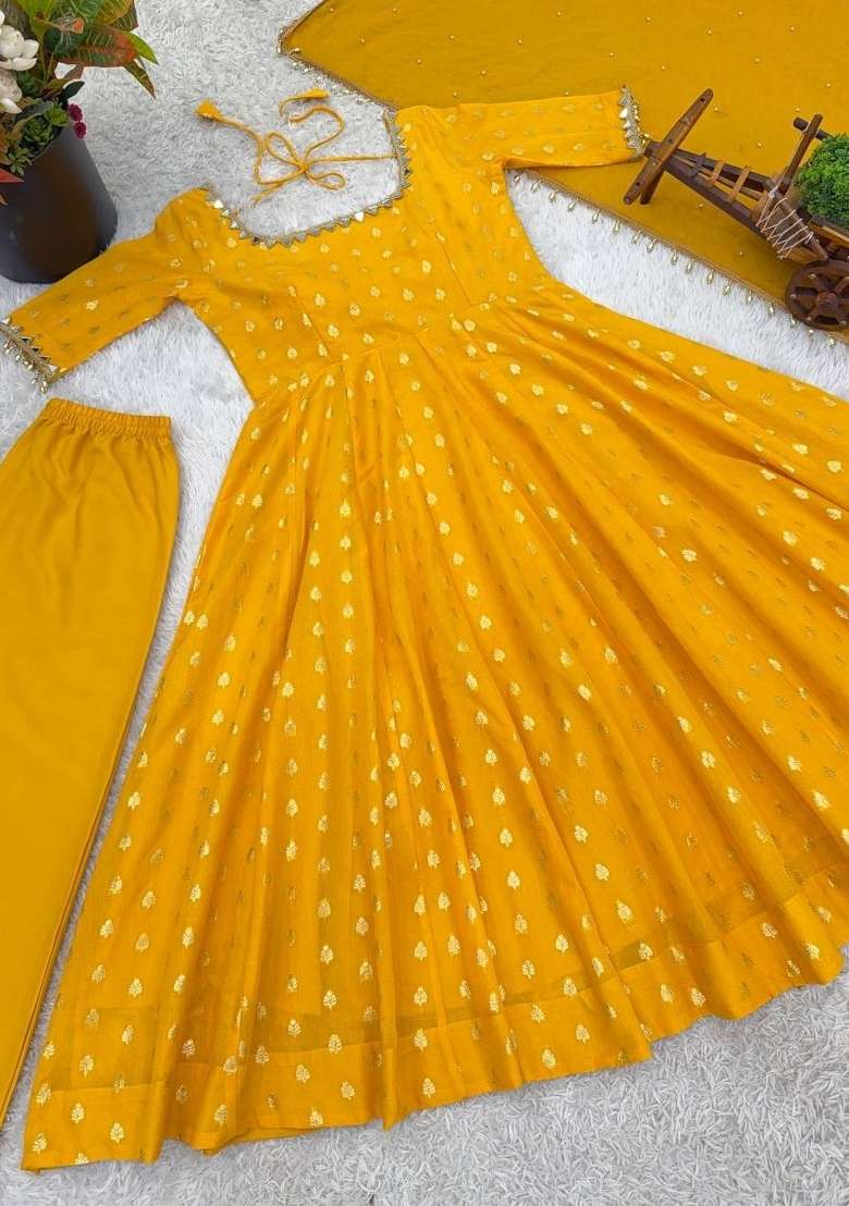 Yellow Printed Chanderi Kurta Set - Indya