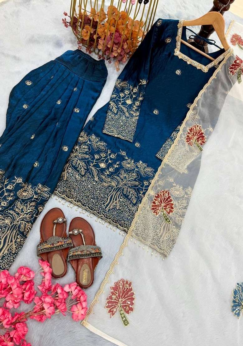 Blue Embroidered Silk Blend Kurta Set - Indya