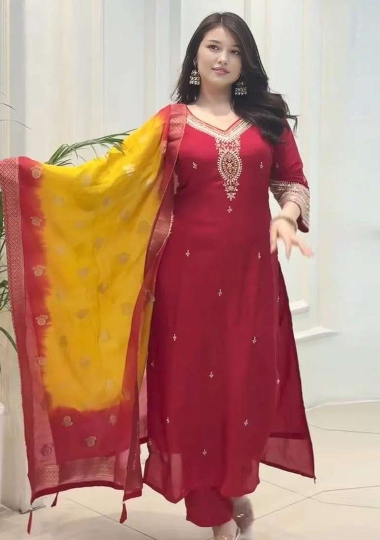 Red Embroidered Silk Blend Kurta Set - Indya