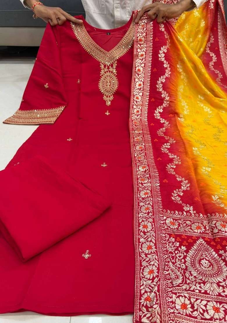 Red Embroidered Silk Blend Kurta Set - Indya