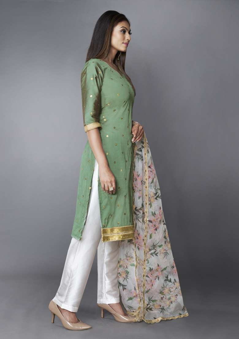 Green Embroidered Silk Blend Kurta Set - Indya