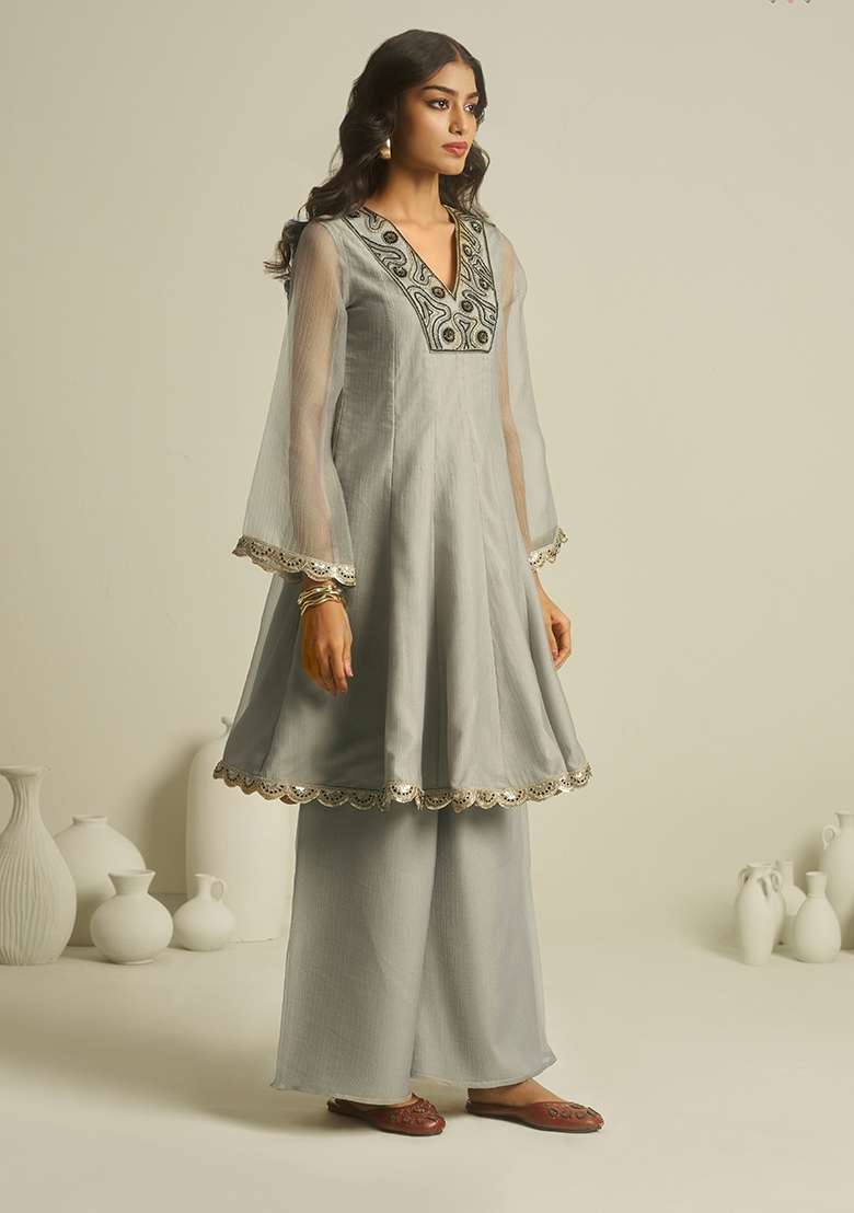 Grey Hand Work Silk Blend Kurta Set - Indya