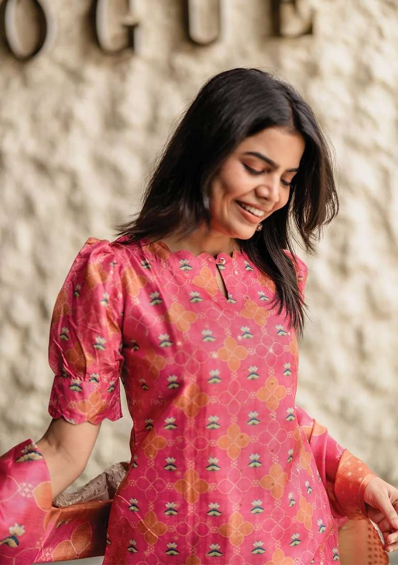 Rani Pink Floral Print Crepe Kurta Set - Indya