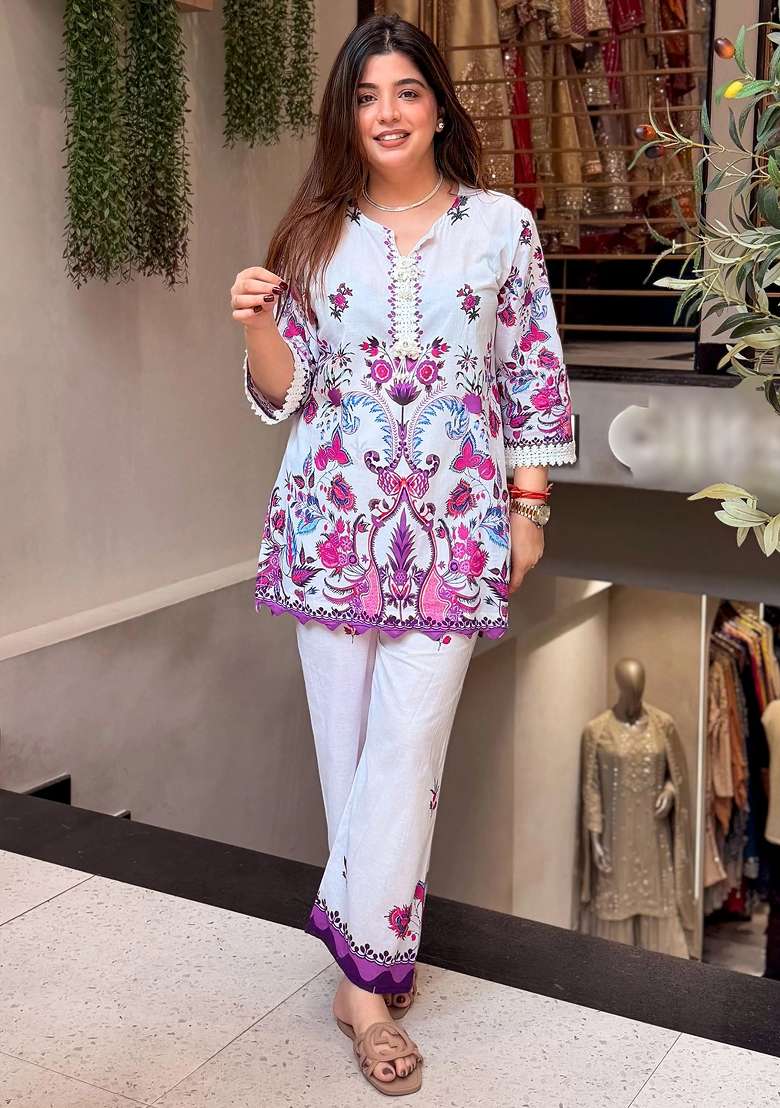 Off White Floral Print Cotton Kurta Set - Indya