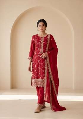 Red Embroidery Chinon Kurta Set