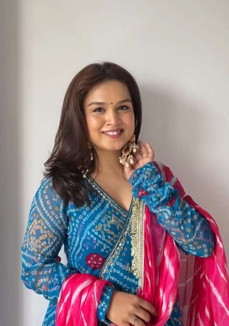 Sky Blue Embroidery Georgette Kurta Set - Indya