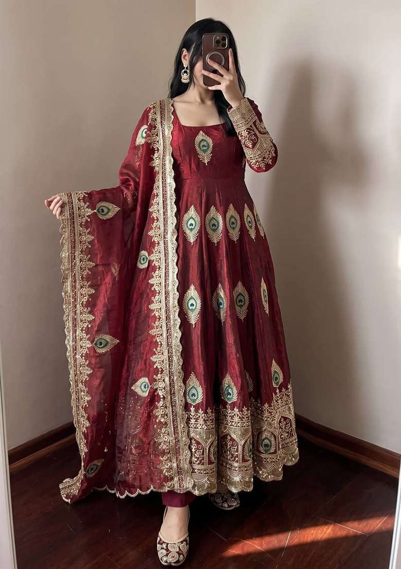 Maroon Embroidery Silk Kurta Set - Indya