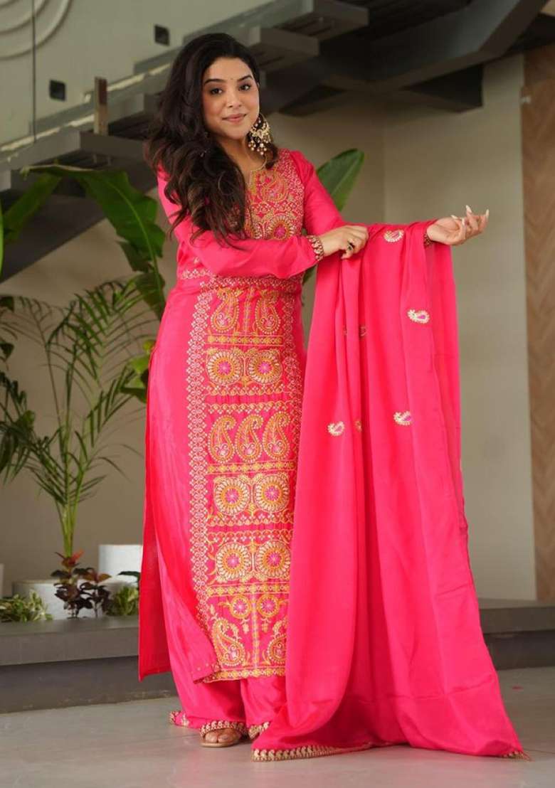 Rani Pink Embroidery Silk Kurta Set - Indya