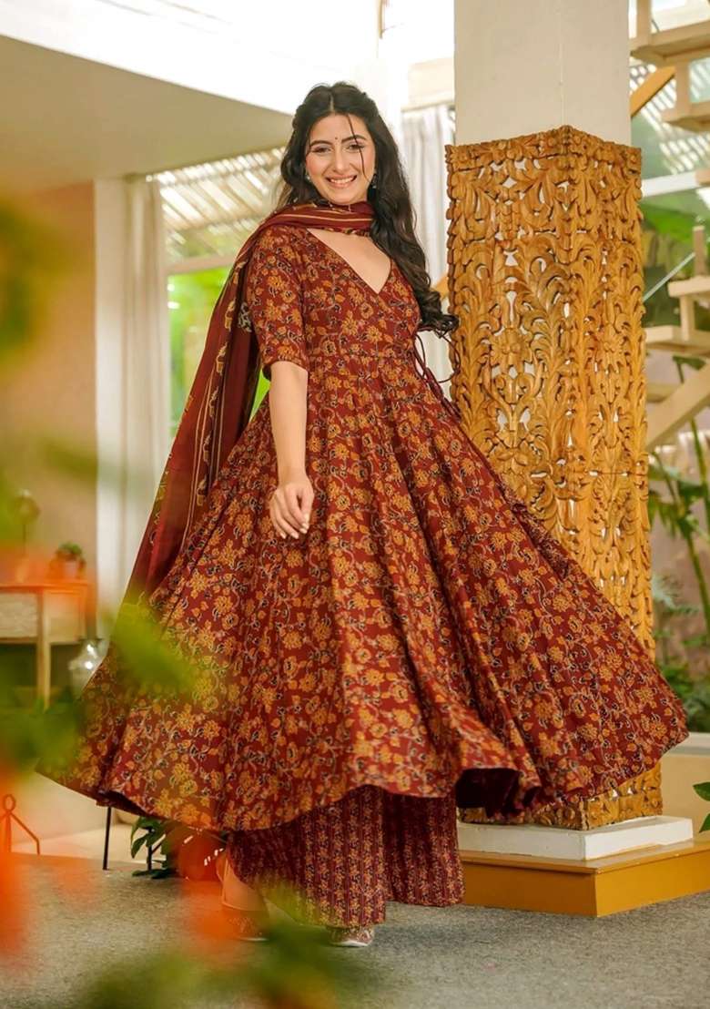 Multicolor Printed Silk Kurta Set - Indya