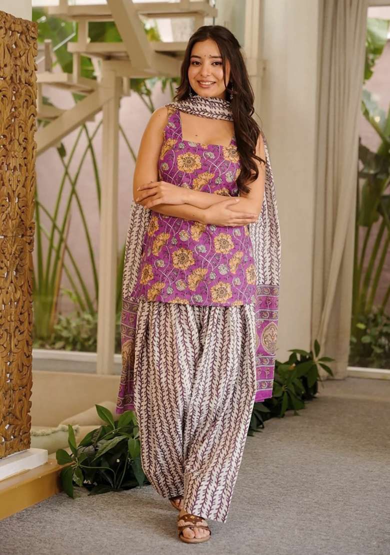 Wine Printed Cotton Kurta Set - Indya