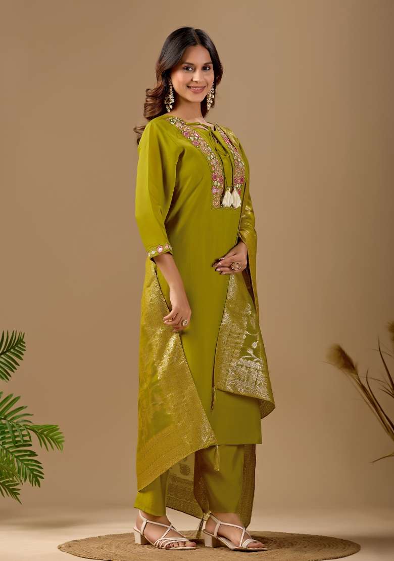 Green Embroidery Cotton Kurta Set - Indya