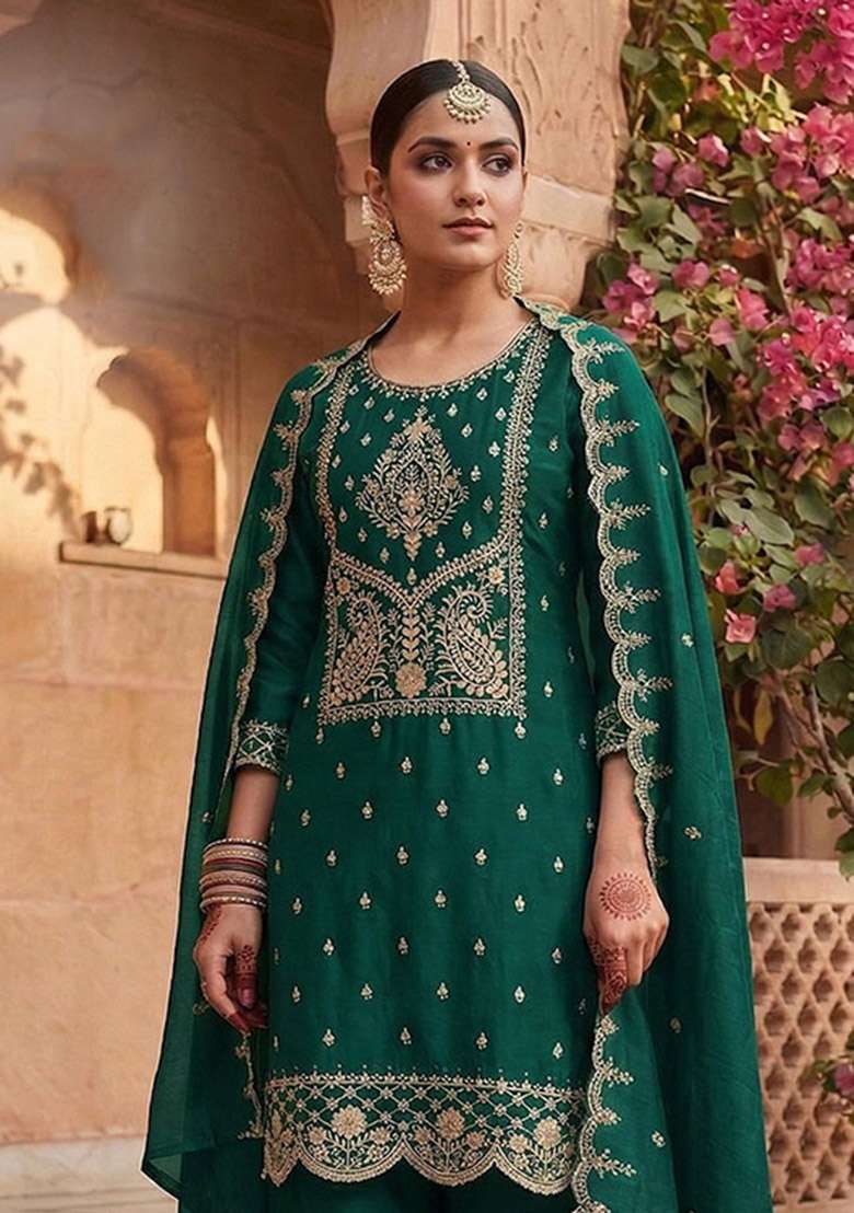 Green Embroidery Cotton Kurta Set - Indya