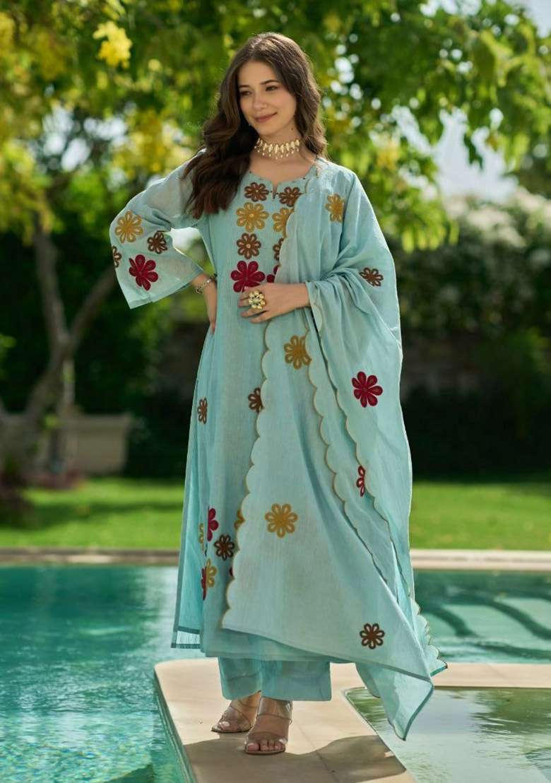 Blue Embroidery Silk Kurta Set - Indya
