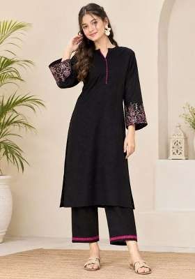 Black Embroidery Roman Kurta Set