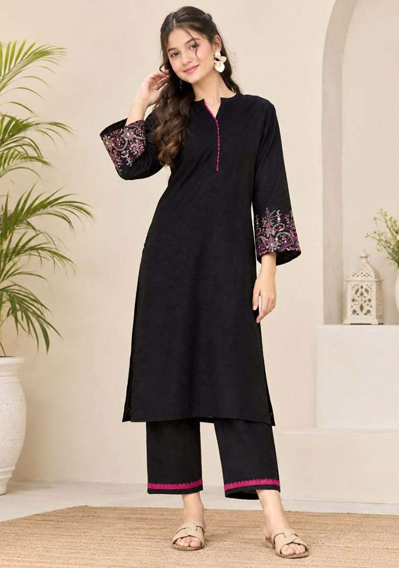 Black Embroidery Roman Kurta Set - Indya