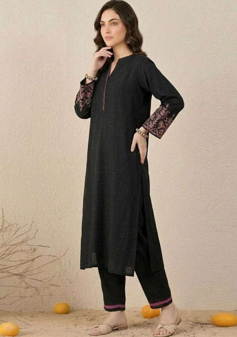 Black Embroidery Roman Kurta Set - Indya