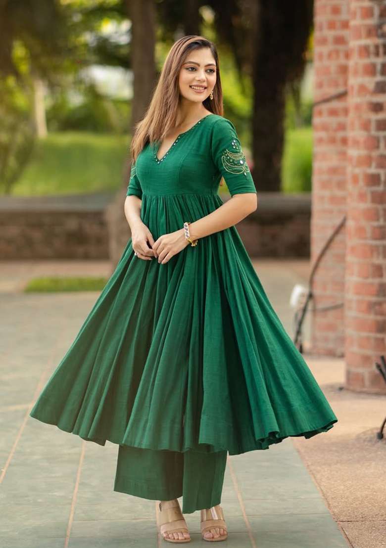 Green Embroidery Cotton Kurta Set - Indya