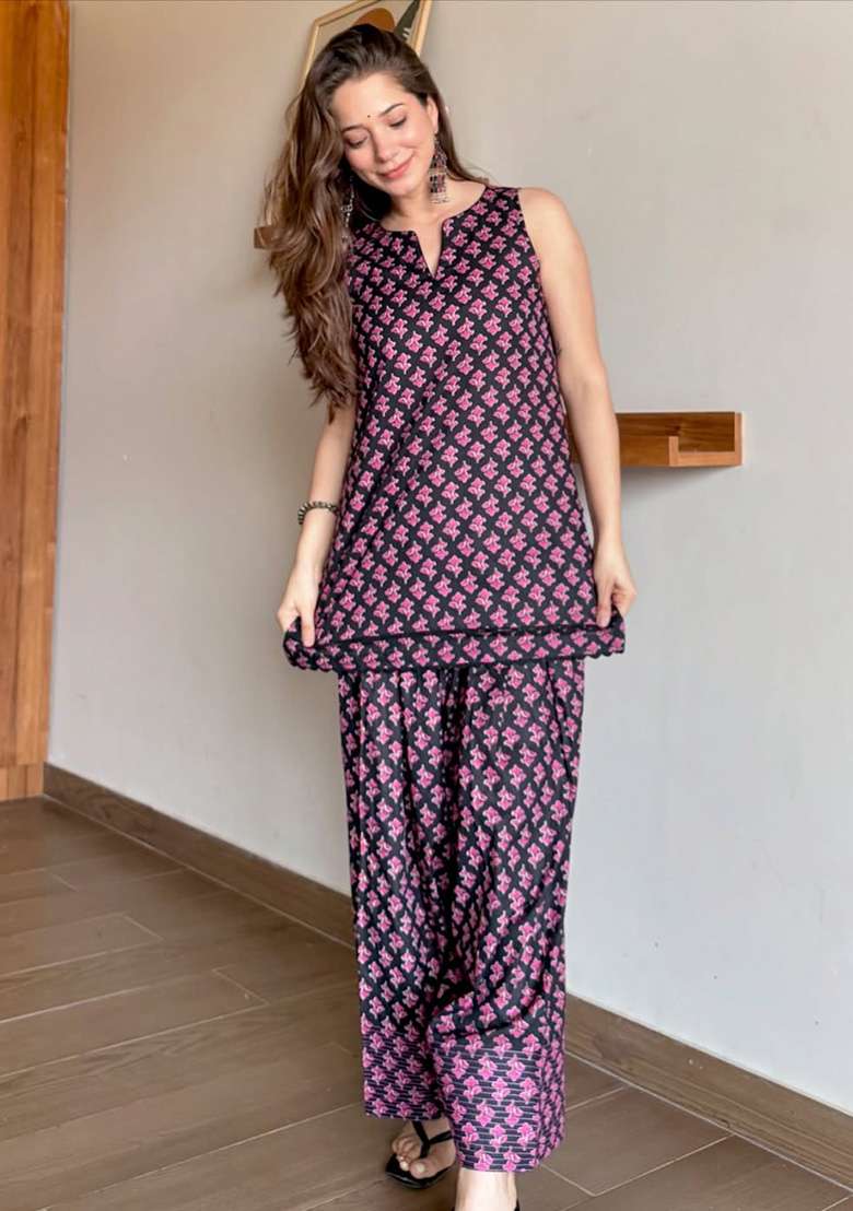 Wine Printed Cotton Kurta Set - Indya
